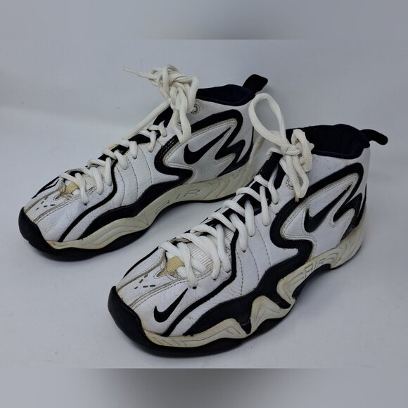 Vintage 90s Nike Basketball Shoes Signed Damon Stoudamire Toronto Raptors NBA main image 9